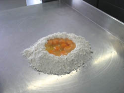 Tagliatelle e fettuccine fatte in casa (a mano) 2