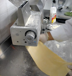 Ravioli ripieni di pollo e prosciutto 7